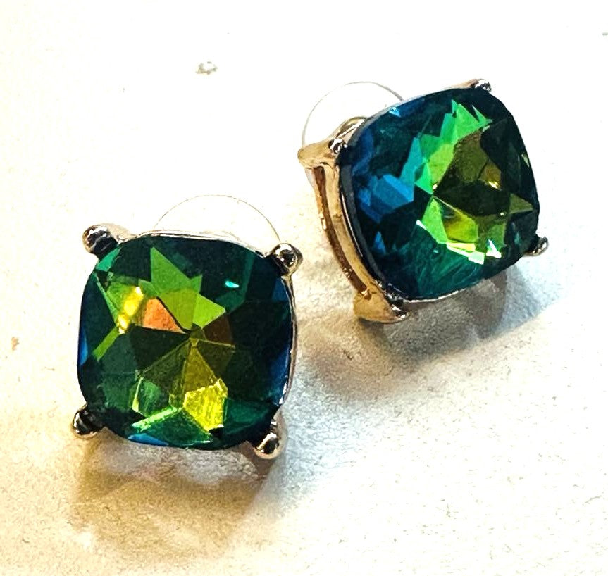 Emerald green faceted glass stud earrings in gold-tone setting