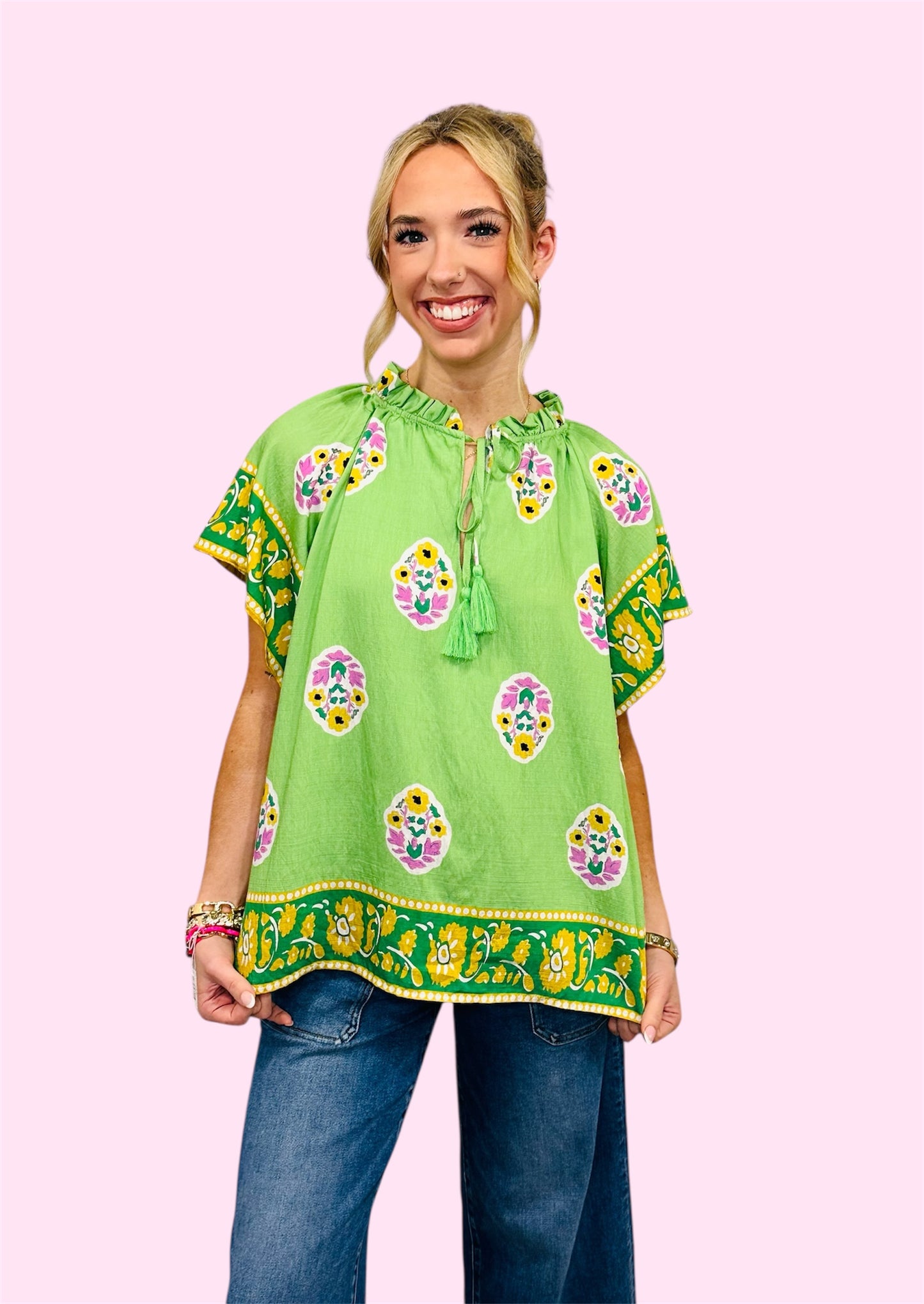 Bloom Border Top