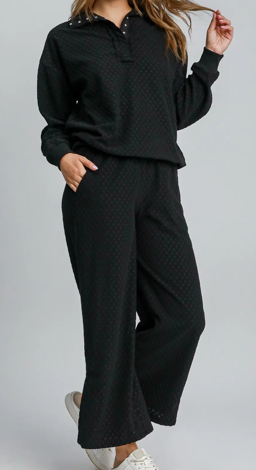 Black Textured Pullover & Cropped Pant Set