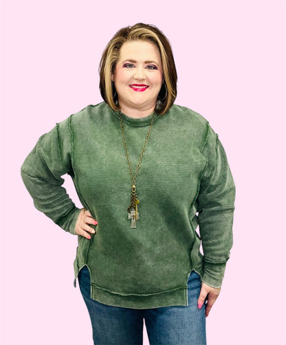 Acid Washed Ribbed Exposed Seam Pullover-Dk Green