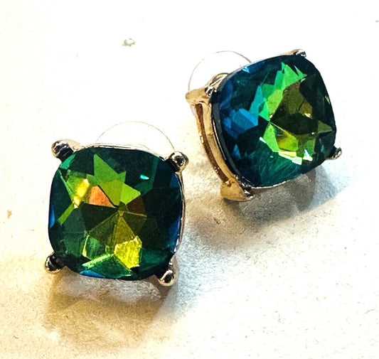 Emerald green faceted glass stud earrings in gold-tone setting