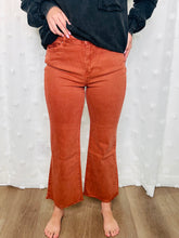 Load image into Gallery viewer, Acid Washed Frayed Hem Pants- Rust
