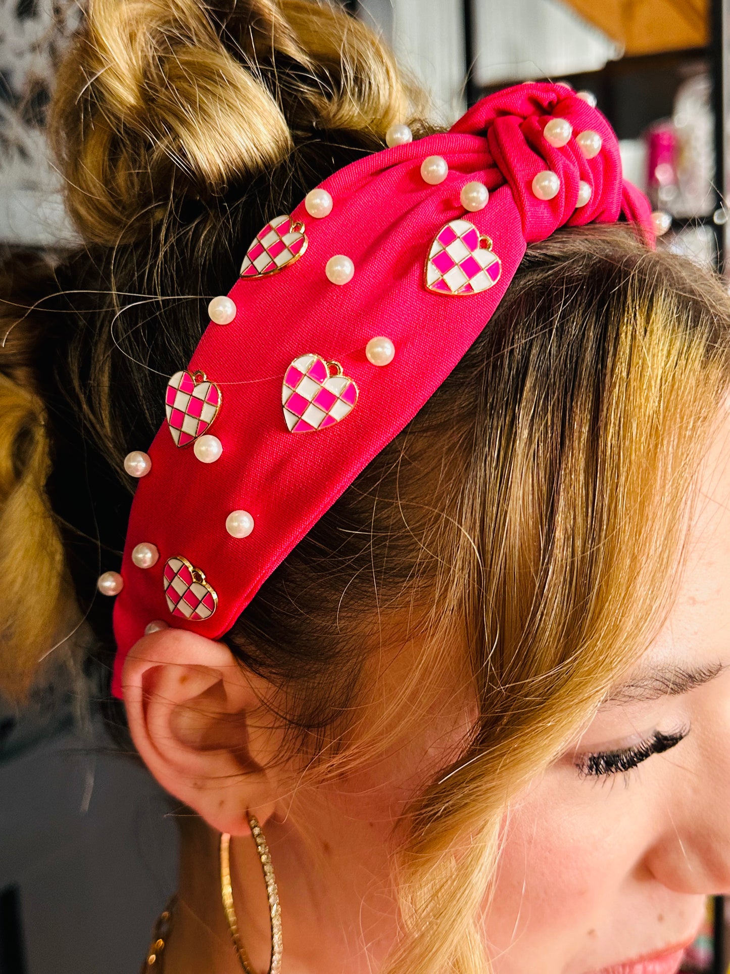 Knotted Pearl/Checker Heart Charm Headband-Fuchsia