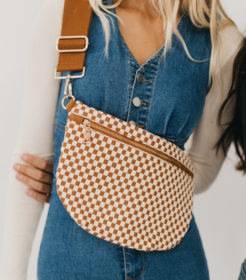 Checkered Chic Bum Bag – Caramel & Cream
